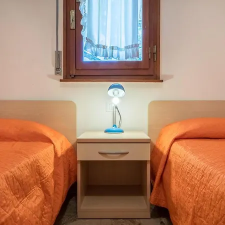 Condominio Marinella 11